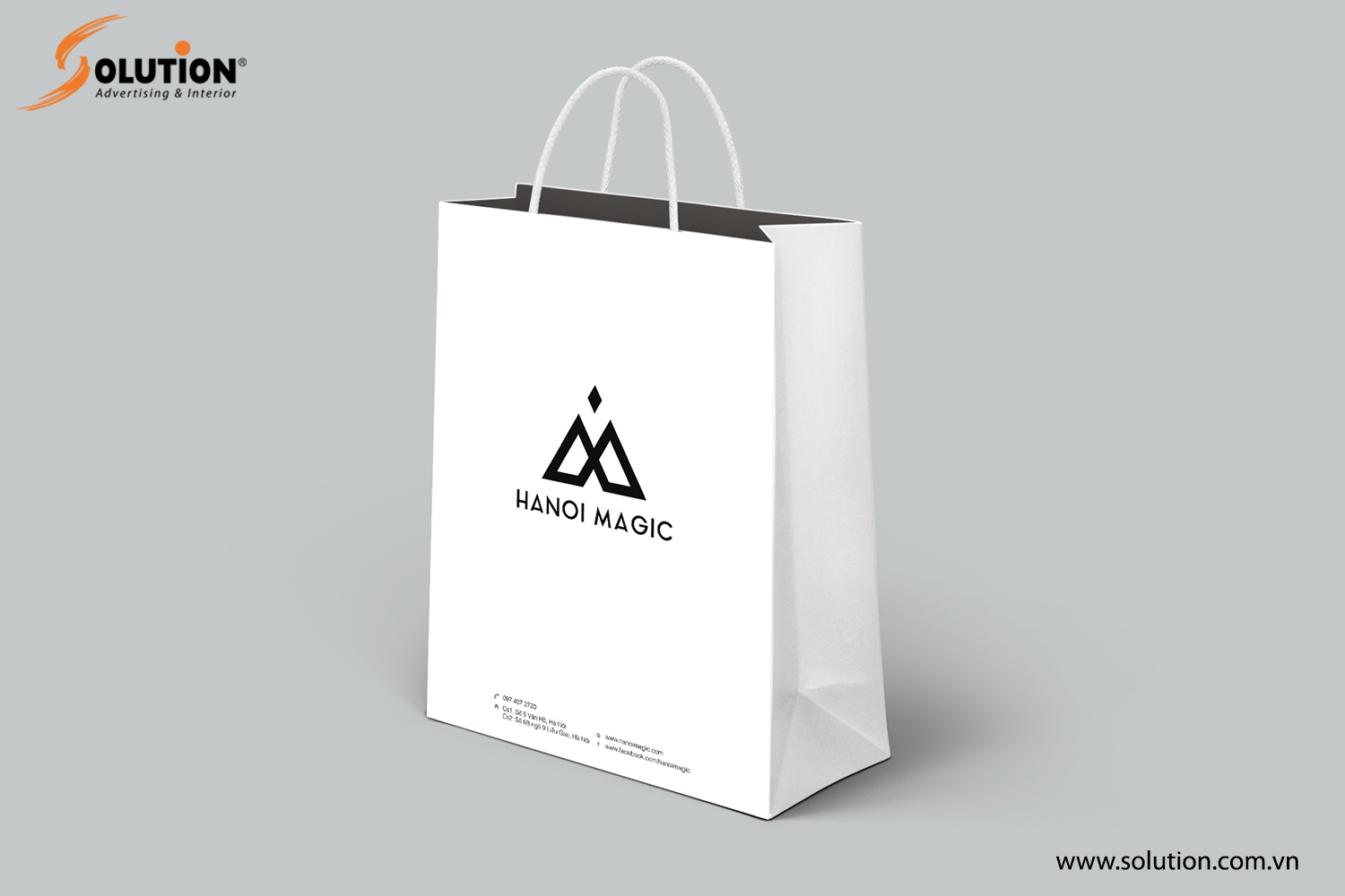 Mẫu thiết kế túi giấy trong bộ nhận diện thương hiệu Hanoi Magic
