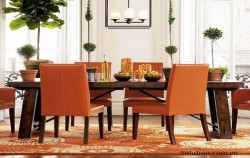 Thiết kế nội thất phòng ăn với gam màu cam ấm cúng