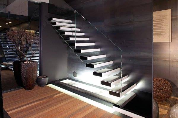 Chọn cầu thang trong thiết kế nội thất biệt thự