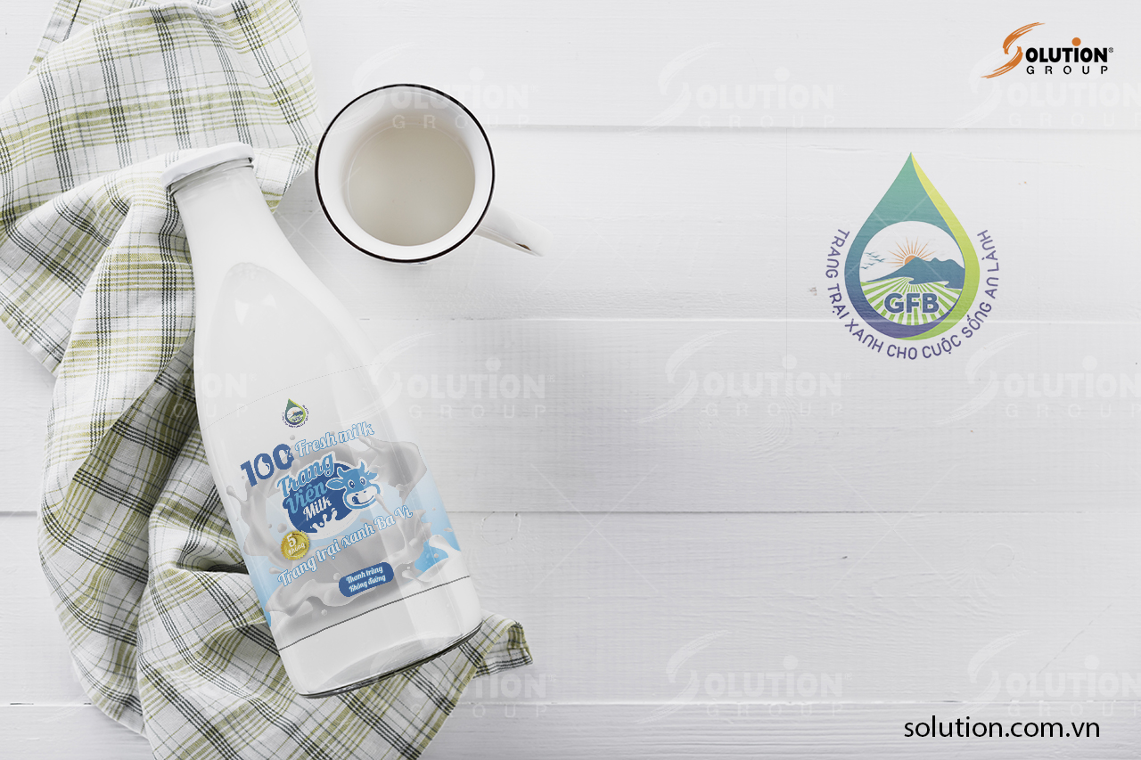 thiết kế tem nhãn sản phẩm chai sữa Trang Viên Ba Vì