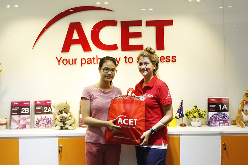 nhan-dien-thuong-hieu-trung-tam-tieng-anh-acet nhan-dien-thuong-hieu-trung-tam-tieng-anh-acet