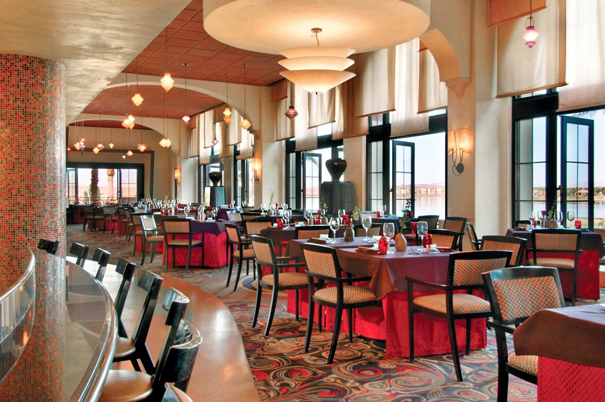 thiet-ke-noi-that-nha-hang-1