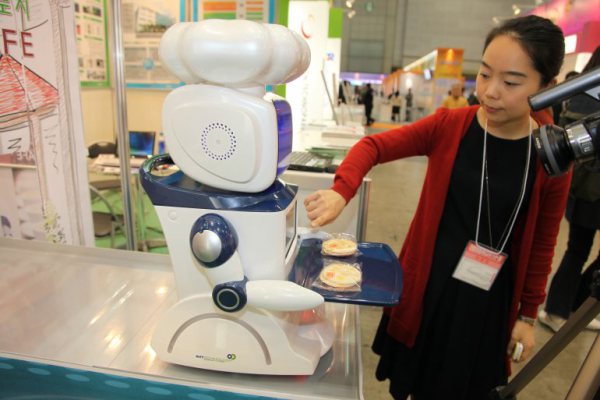 thiet-ke-quan-cafe-doc-dao-12