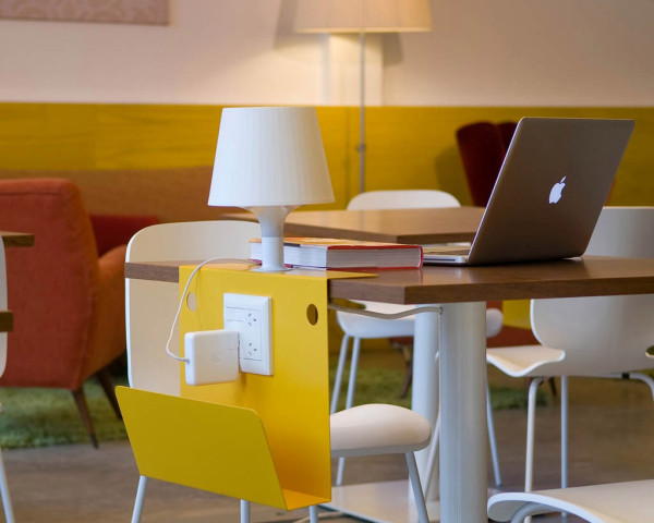 thiet-ke-quan-cafe-doc-dao-14