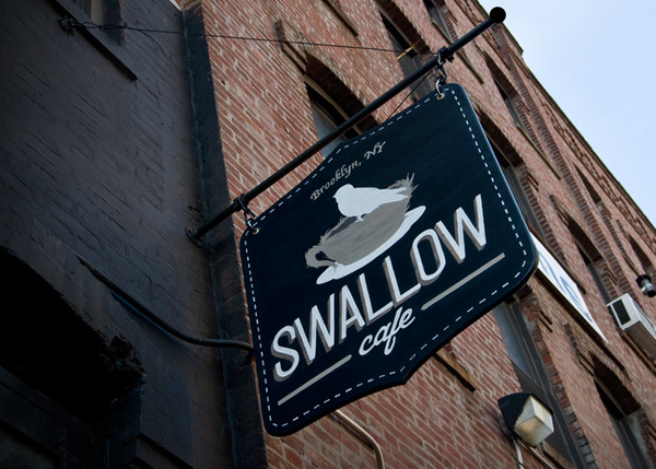 thiet-ke-bien-hieu-dep-13