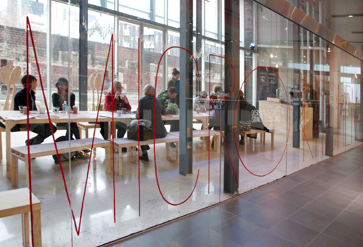 thiet-ke-bien-hieu-dep-7