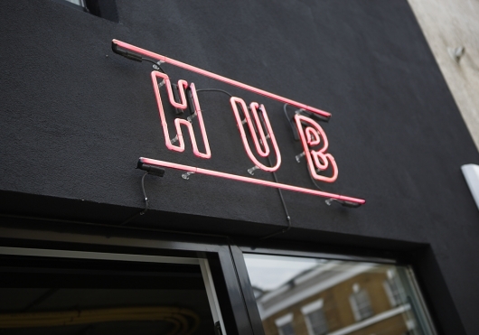 thiet-ke-bien-hieu-dep-8