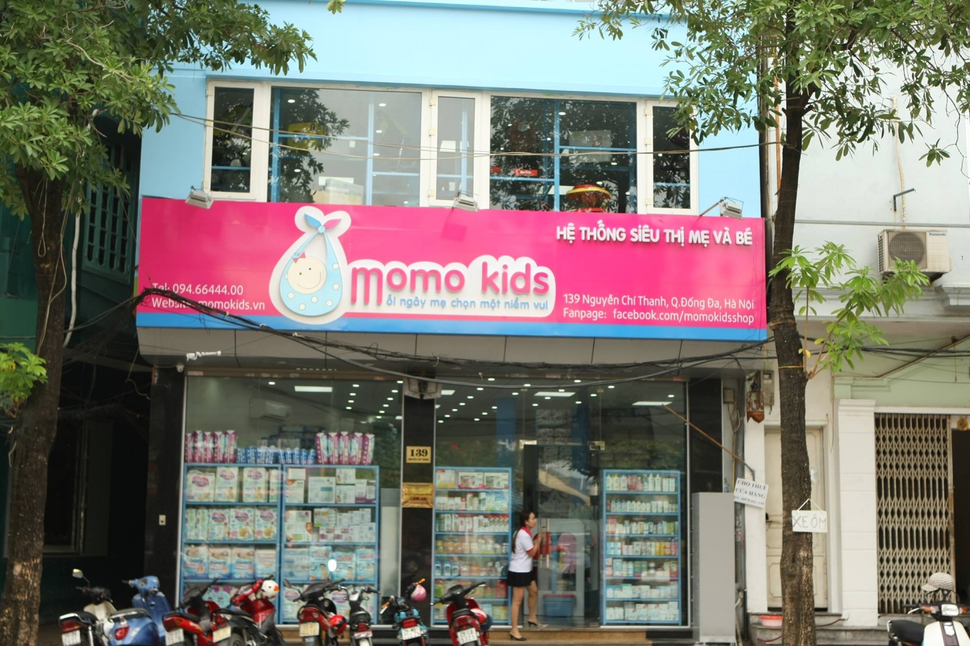 thiet-ke-bien-quang-cao-cho-he-thong-sieu-thi-momo-kid-4 thiet-ke-bien-quang-cao-cho-he-thong-sieu-thi-momo-kid-4