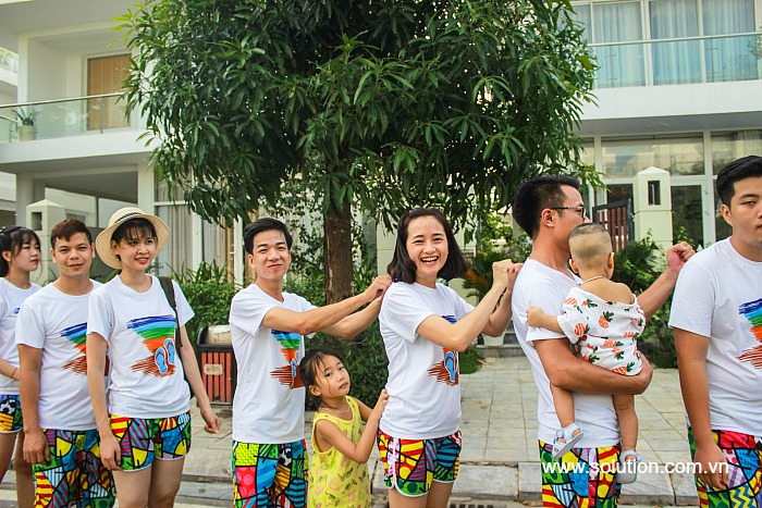 hoat-dong-teambuilding-tren-bien.jpg hoat-dong-teambuilding-tren-bien.jpg