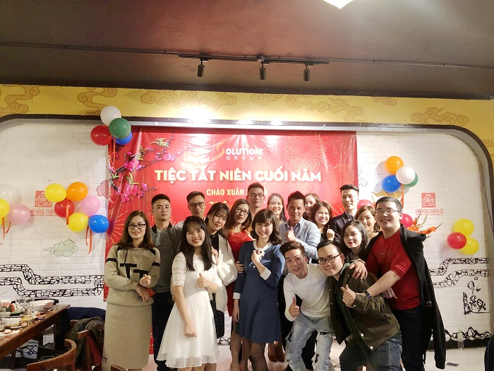 nhân viên anh-nhan-vien