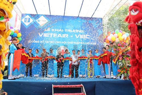 tổ-chức-khai-trương