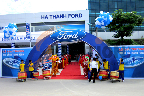 tổ-chức-sự-kiện