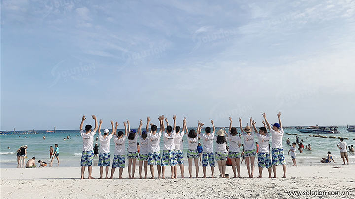 du lịch đi biển di-bien