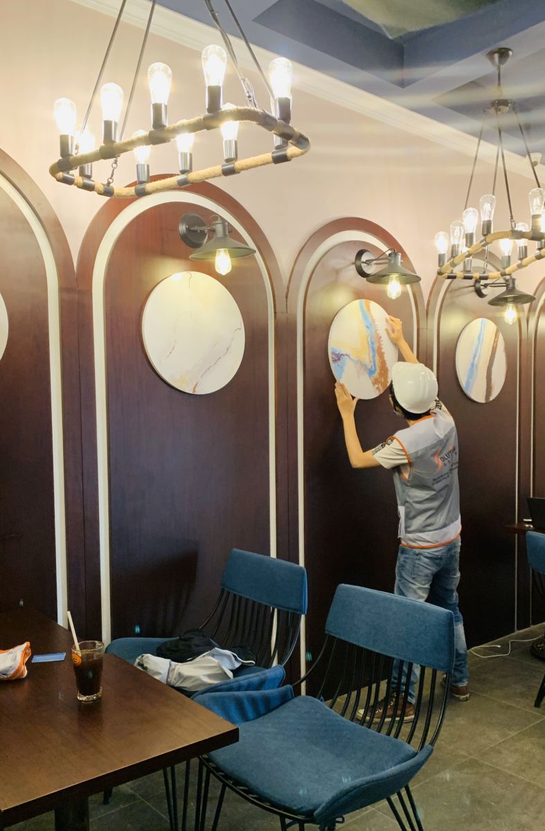 Solution Group thiết kế và thi công nội thất Tech Coffee Phạm Hùng