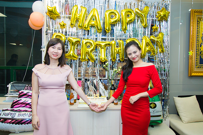 ảnh sinh nhật công ty thiết kế quảng cáo Solution