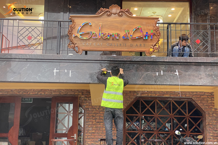 Thiet-ke-bien-quang-cao-chuyen-nghiep