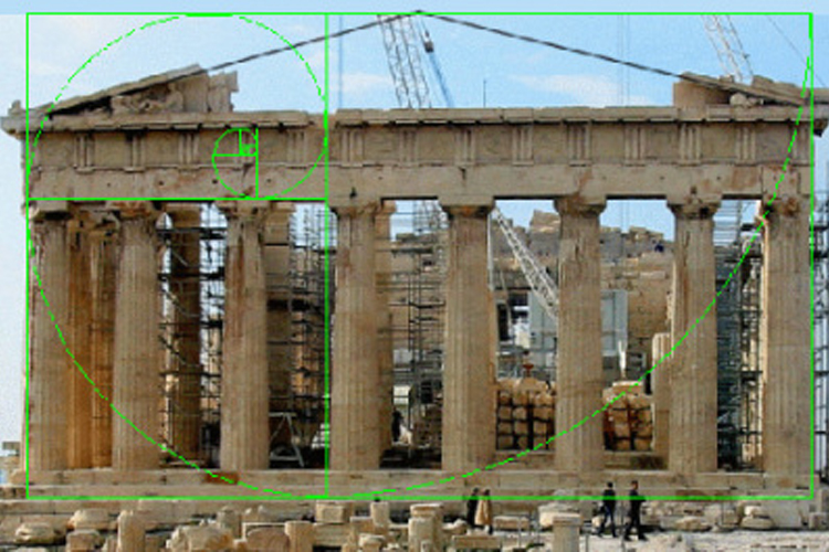 Ty-le-vang-trong-thiet-ke-logo