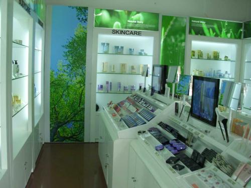 công ty thiết kế nội thất showroom